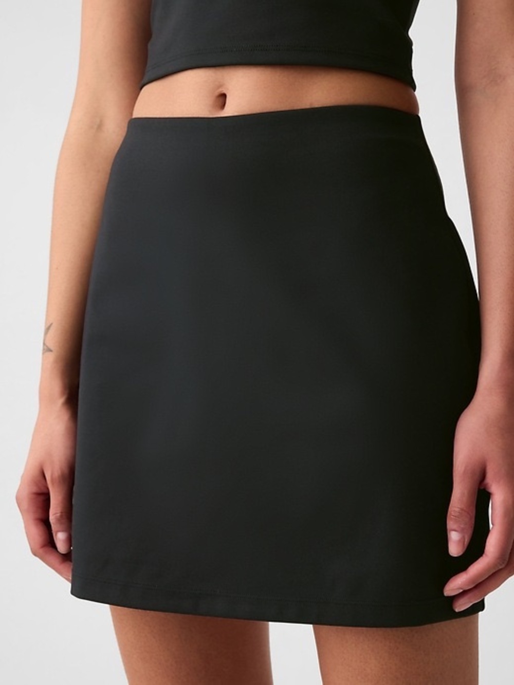 GAP Fit Black A-Line Tennis Skort